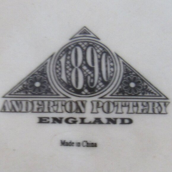 Anderton Pottery The Duke Nursery Rhyme Childs Dish Trio NWOT, Kings Guard B333 - Picture 7 of 11